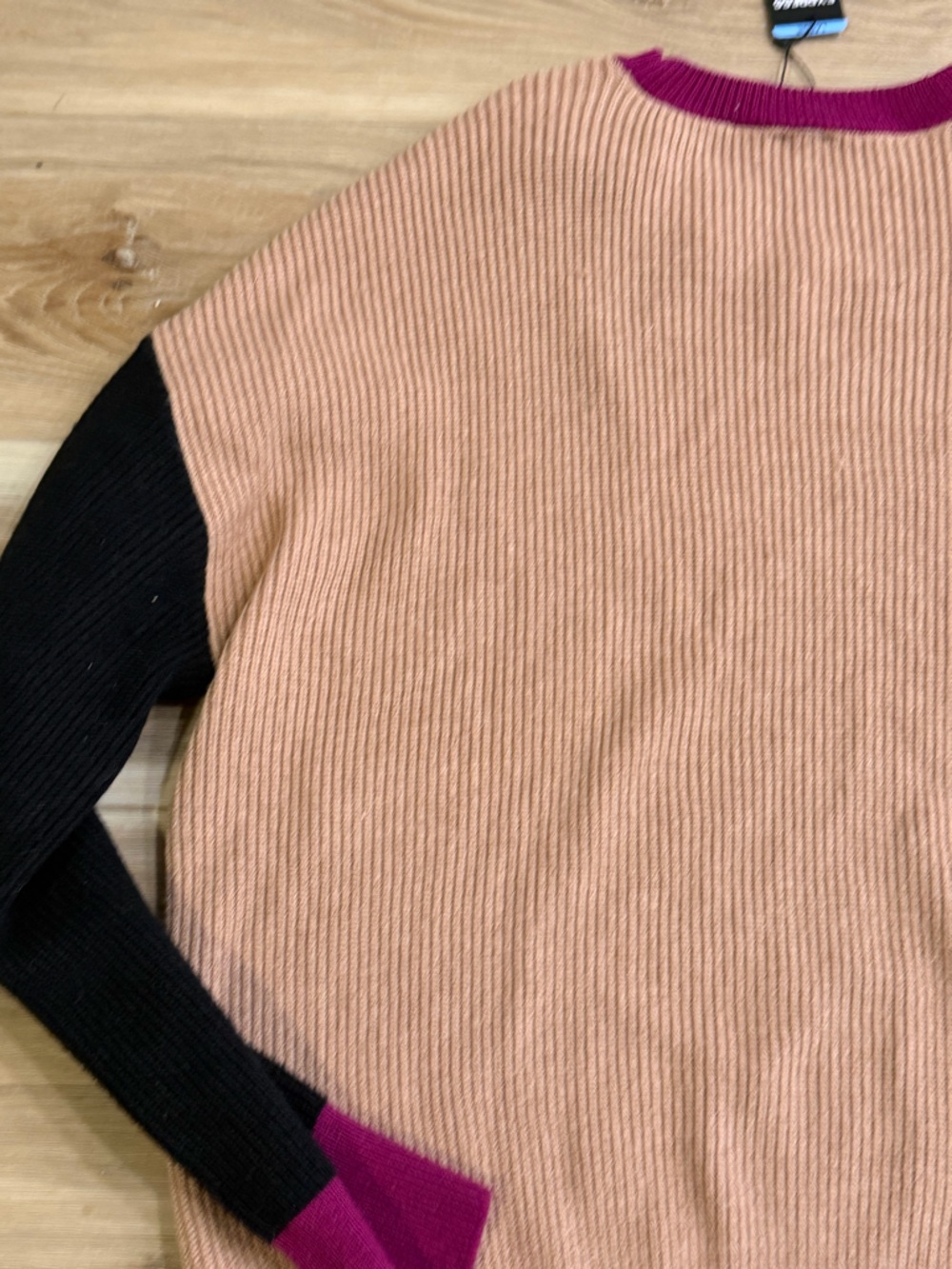 Relaxed Large Sweater in Fuchsia, Tan & Black - Picture 8 of 8